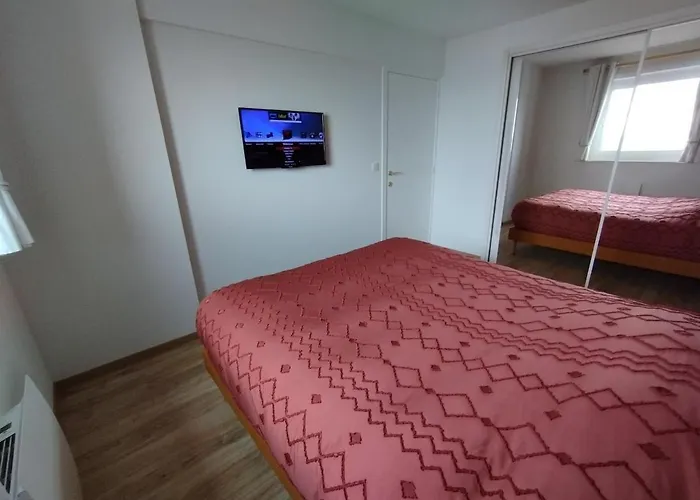 Sea Views In Apartment *