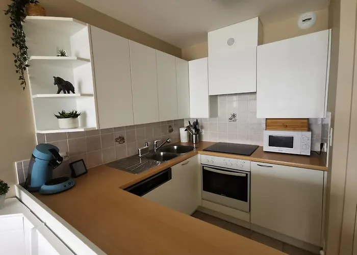 Apartment Sea Views In *