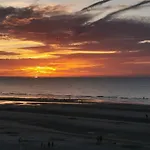 Apartman Sea Views In *
